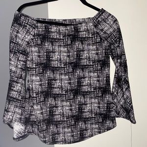 Beautiful, elegant, sexy top 😍 sz M (new)